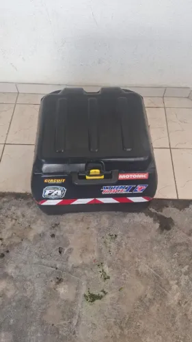 Baú de moto