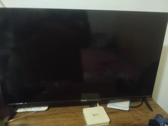 Tv 32 nova 3 meses de uso motivo mudança