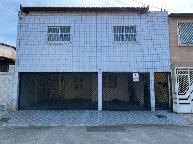 Casa com 2 dormitórios para alugar, 90 m² por R$ 1.468,68/mês - Montese - Fortaleza/CE