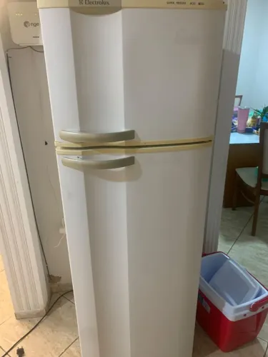 Geladeira Electrolux funcionando