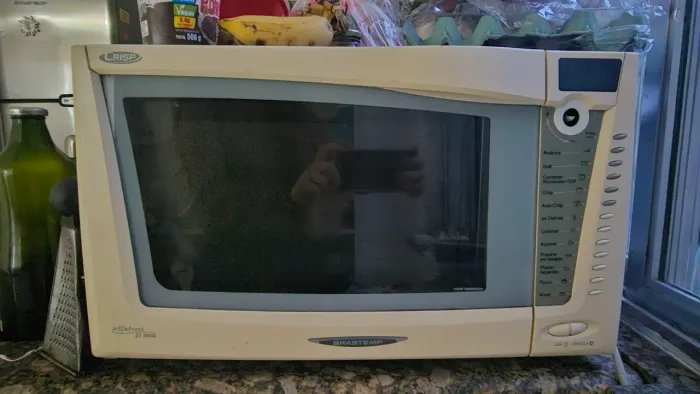Micro-ondas Brastemp Crisp Jet Defrost 27L com Grill - Funcionando perfeitamente