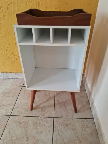 Barzinho Retrô c/ adega pra 4garrafas +bandeja de madeira