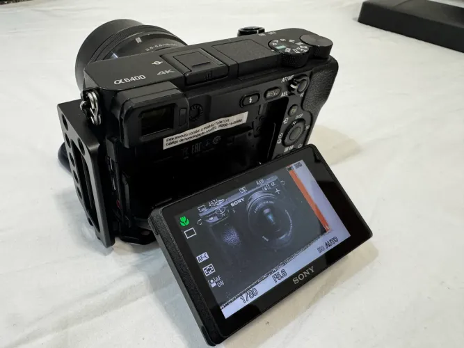 Câmera Sony a6400