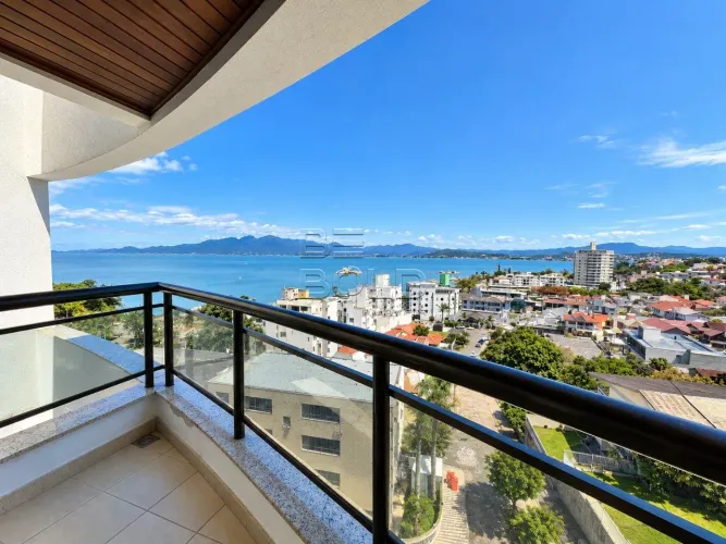 Apartamento vista mar 3 dormitórios em Coqueiros