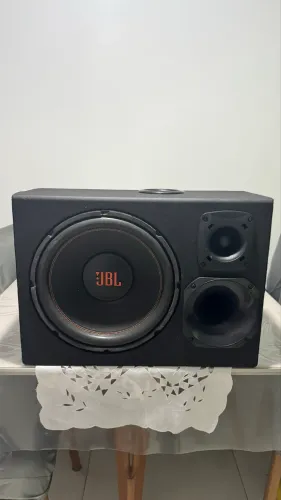 Caixa trio JBL