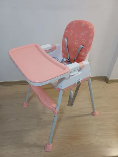 Cadeira de alimentação infantil
