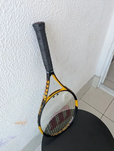Vendo 2 raquetes de tênis, Wilson e Prince.