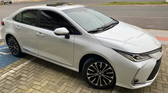 Toyota Corolla Altis 2.0 Flex 16V Aut. 2024