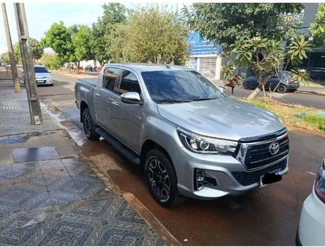 Toyota Hilux CD SRV 4X4 2.8 TDI Diesel Aut. 2019
