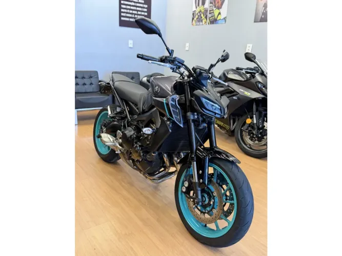 Yamaha Mt-09 2025