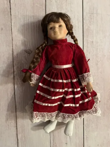 Boneca de Porcelana importada 40cm