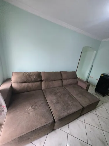 Sofá 3 assentos retrátil e reclinável