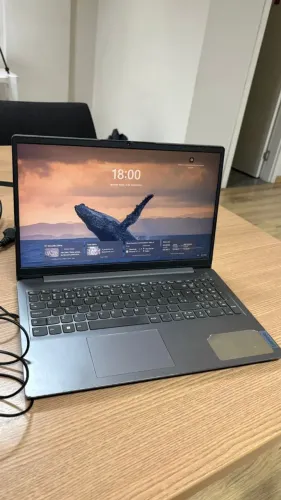 Notebook Lenovo Ryzen 5 5500U | 8GB | SSD 238GB | Windows | Carregador