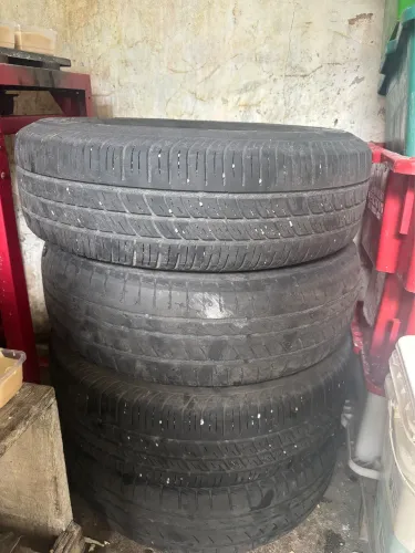 VENDE - SE 4 PNEUS PIRELLI ARO 14