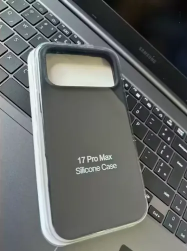 Capa iPhone 17 Pro Max Silicone Case 