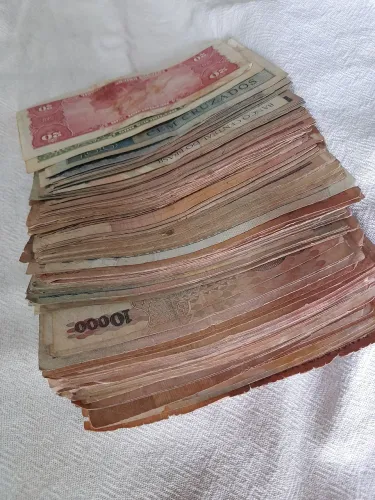 Várias notas antigas para venda ou troca por algo do meu interesse