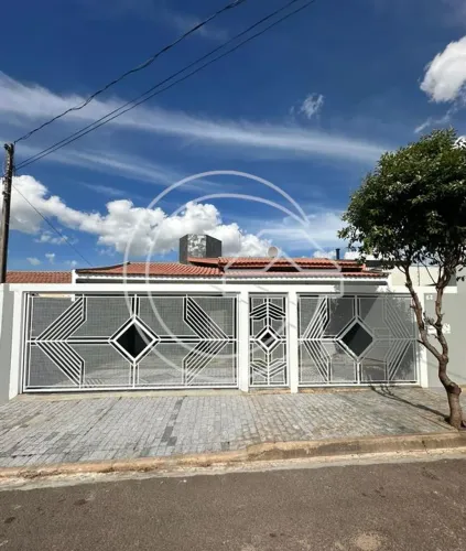 VENDE-SE Residência NO SASAZAKI - MARÍLIA/SP
