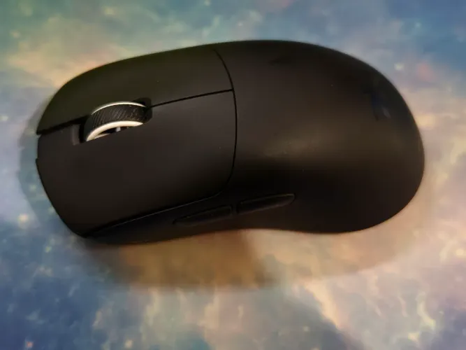 Mouse Gamer Vgn Y2 Ultra Paw 3950 8k hz + Feet X-Raypad Jade Air