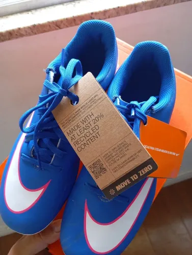 Chuteira campo Nike Nova 