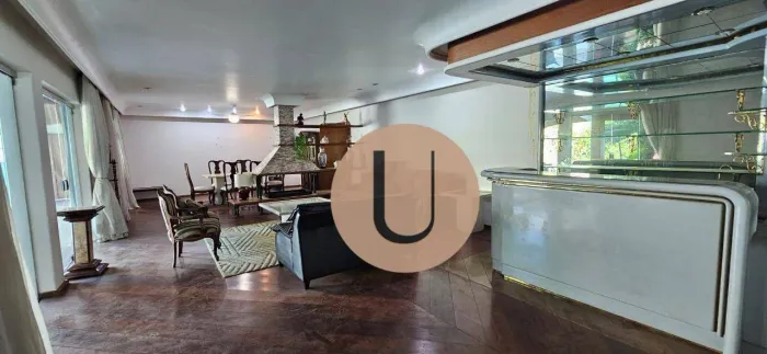 Casa terrea com 4 suites, venda ou locação - Alphaville - Santana de Parnaíba/SP