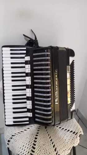 Acordeon Italiano Philharmonic(Dallape) Duplo Cassoto (Dupla ressonância) Muito nova impec