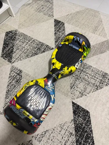 Vendo Hoverboard com pouco uso, sem carregador 