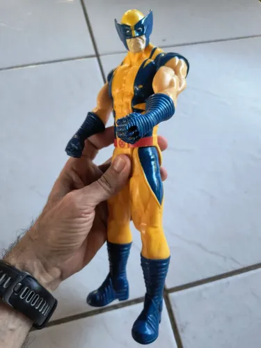 Boneco Wolverine