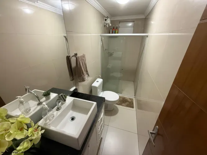 Vendo casa 3/4 reformada no Poço
