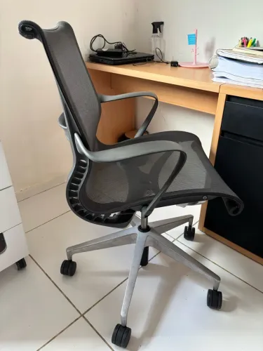 CADEIRA DE ESCRITOR HERMAN MILLER