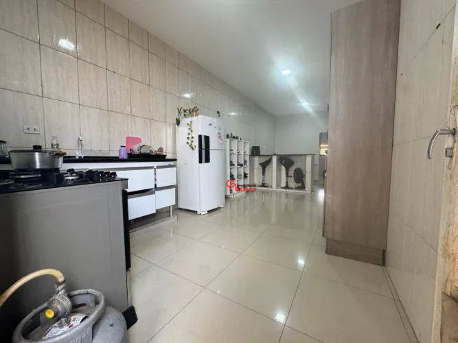Casa com 2 dormitórios à venda, 320M terreno, por R$ 420.000 - Residencial Parque Rochele