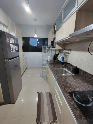Apartamento semimobiliado, pronto para morar em região privilegiada de Porto Velho.