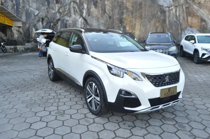 Peugeot 5008 Griffe 1.6 Turbo 16V 5P Aut. 2019