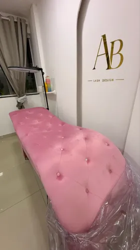 Vendo maca de suede rosa