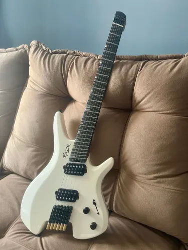 Guitarra Headless Michael Raze GMR500 (NOVA E REVISADA)
