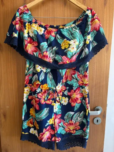 Macaquinho feminino estampado floral ombro a ombro verão tamanho M