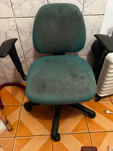 Cadeira para trabalhar em casa e estudar