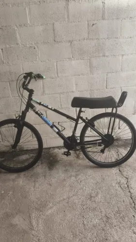 Bicicleta montadinha aro 26