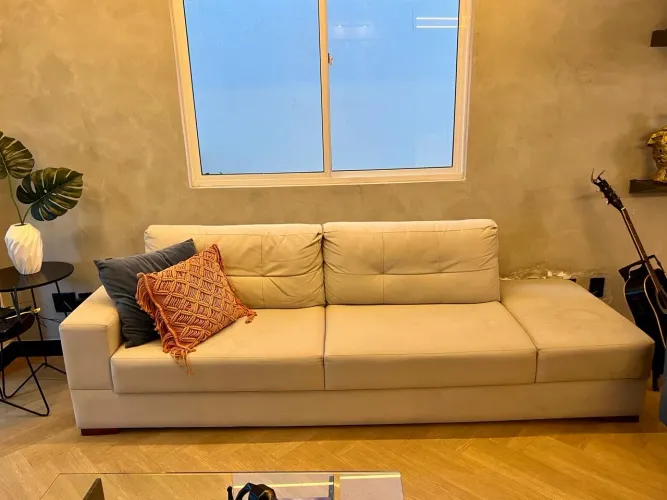 Vendo sofá 3 lugares em excelente estado, comprado no salinas