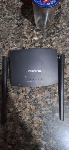 Roteador Wi-Fi completo com cabo de brinde