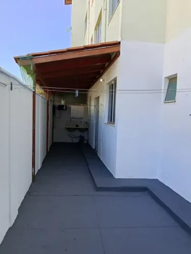 Apartamento 2/4 térreo com área Cond Tocantins 