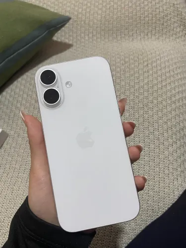 iPhone 17 branco, 256 gb, garantia da Apple até 01/05/27, tenho caixa,