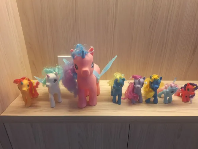 Coleção Unicórnio - 8 Unicórnios sendo 2 com asas e o maior com 25 cm de altura