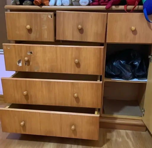 Cômoda para doação