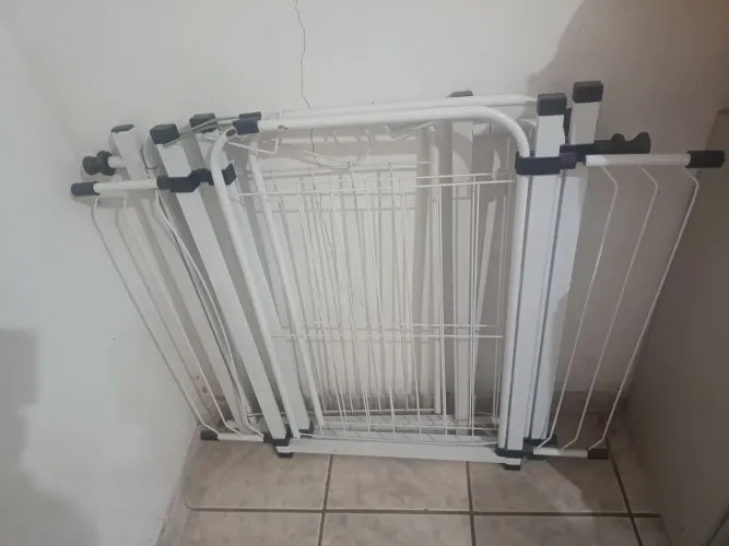 Grade pra proteção, crianca ou pets.