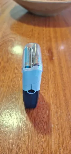Maquina shaver Andis seminovo, usado apenas duas vezes.
