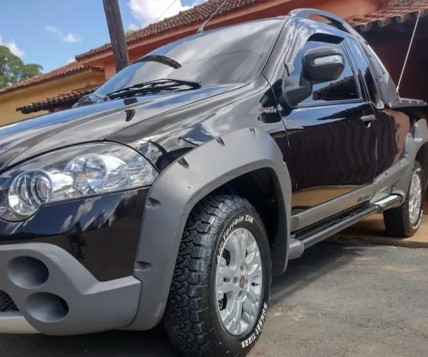 Fiat Strada Adventure 1.8/ 1.8 Locker Flex CE 2012