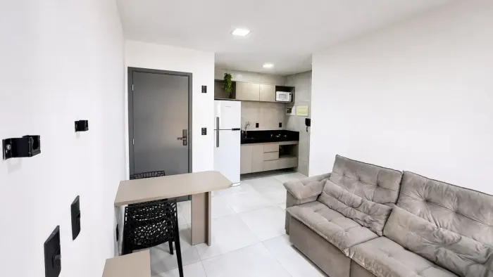 Imóvel para aluguel possui 35 metros quadrados com 1 quarto em Tambaú - João Pessoa - PB