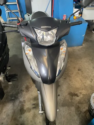 Honda biz 125cc EX 2024 (shalom veículos)