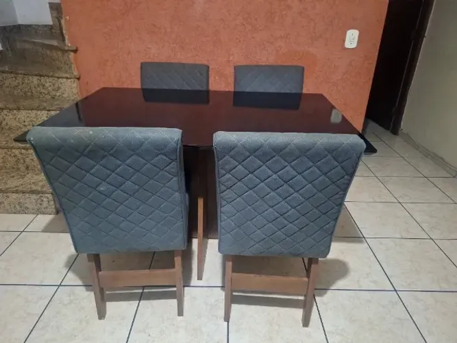 Mesa de Jantar 4 cadeiras