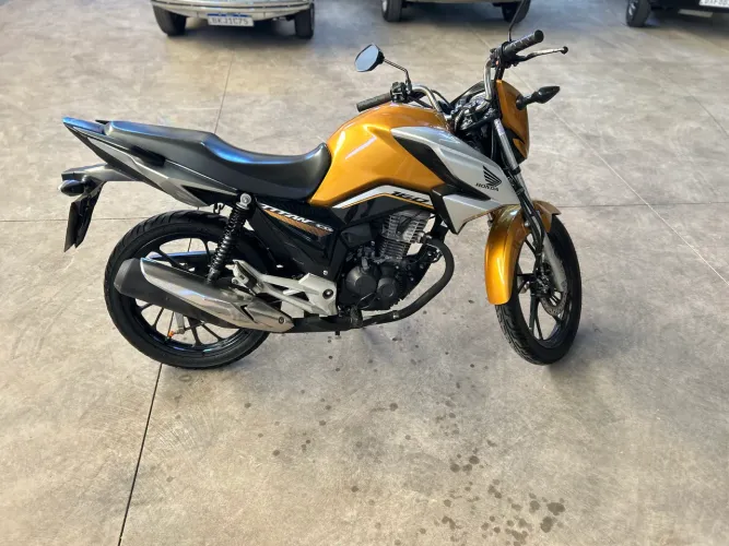 TITAN 160